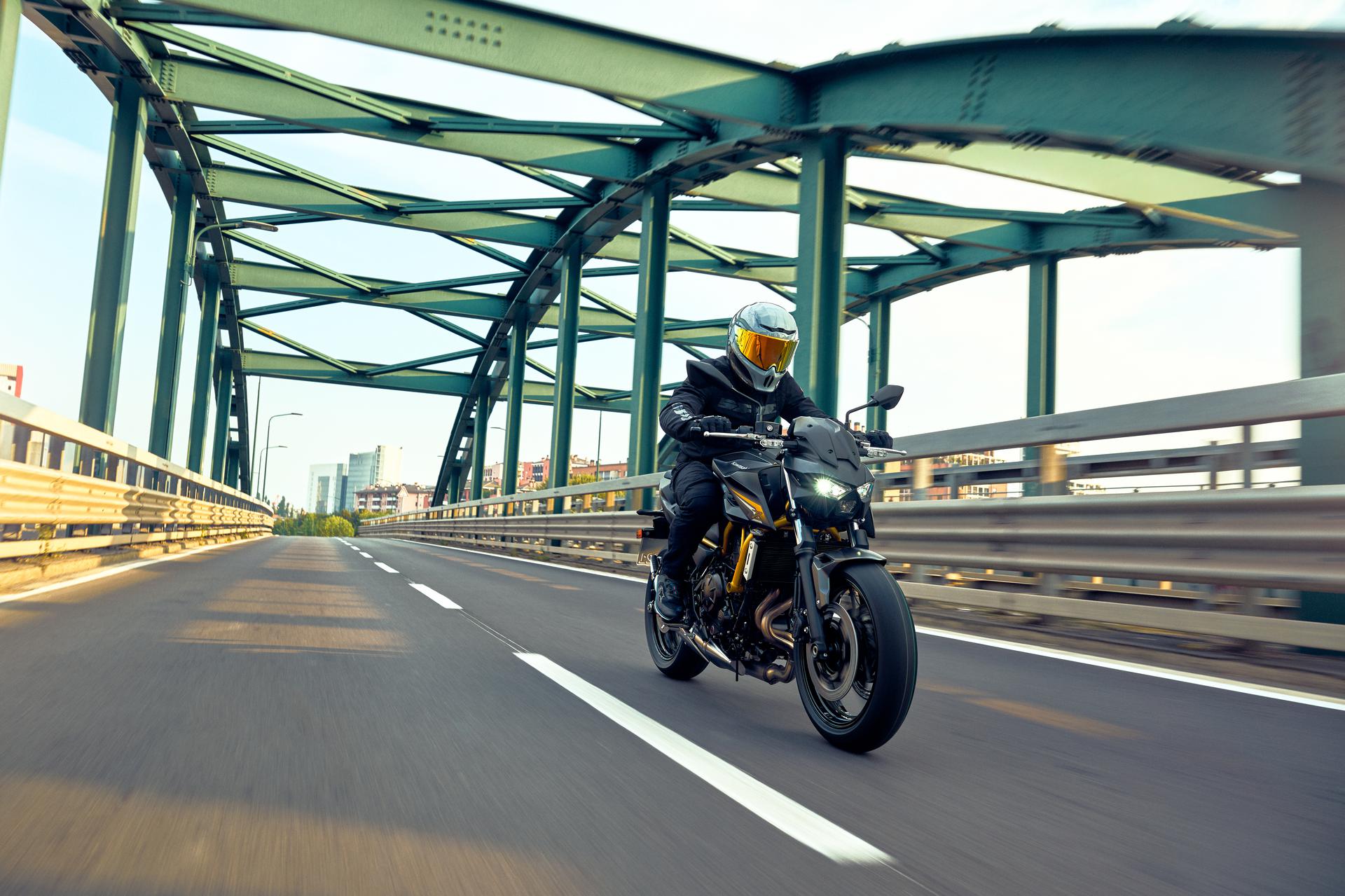 Kawasaki su strada, una passione che continua
