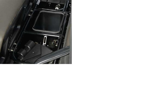 Vano portaoggetti sotto il sedile  (MULE SX)